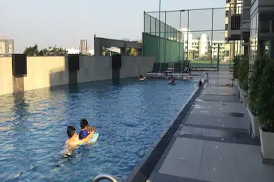 Riviera Condominium photo #13