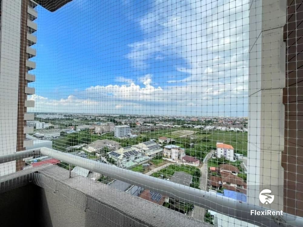 Riviera Condominium photo #10