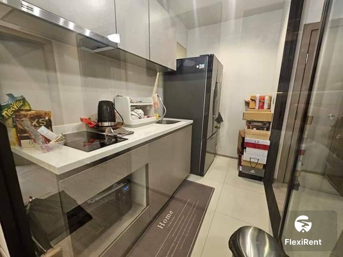 Life Asoke - Rama 9 photo #7