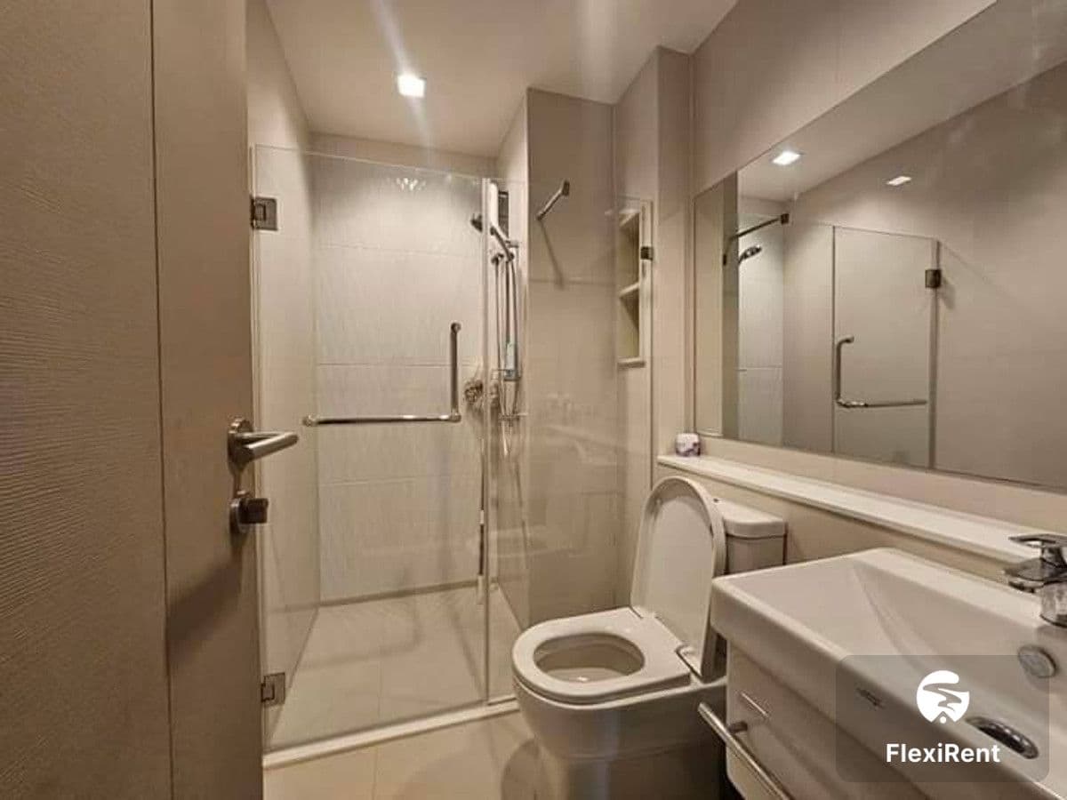 Life Asoke - Rama 9 photo #8