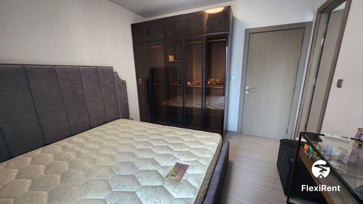 Life Asoke - Rama 9 Image 4