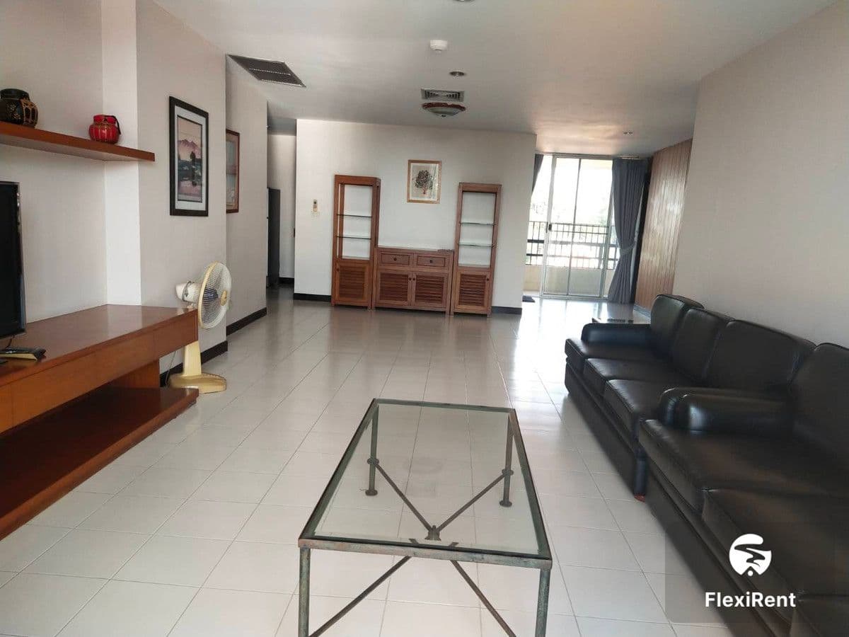 Rama Harbour View Condominium photo #9