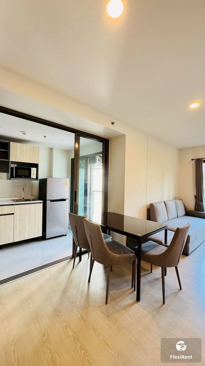 Phyll Phahol 34 photo #13