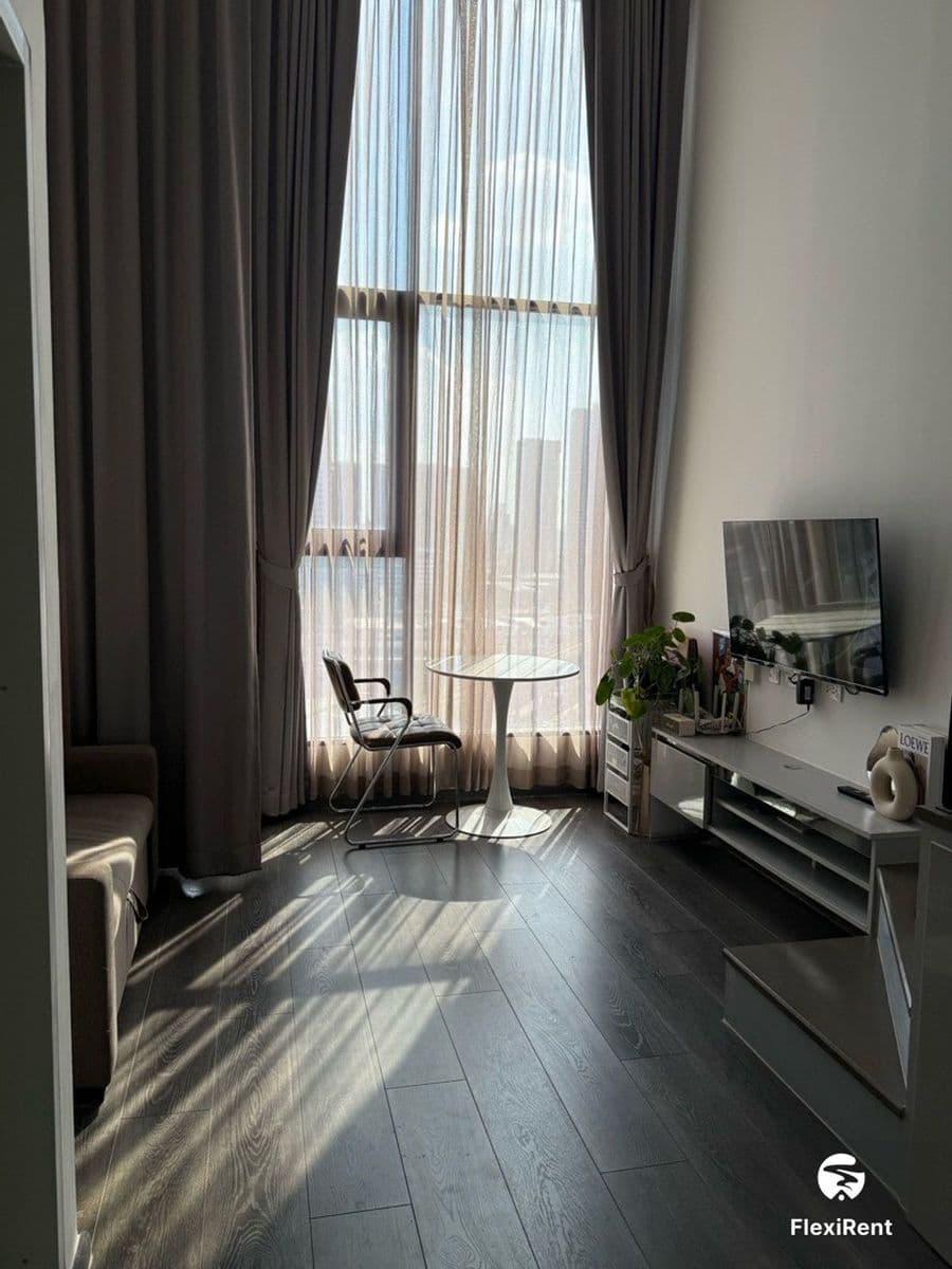 KnightsBridge Space Rachayothin Image 5