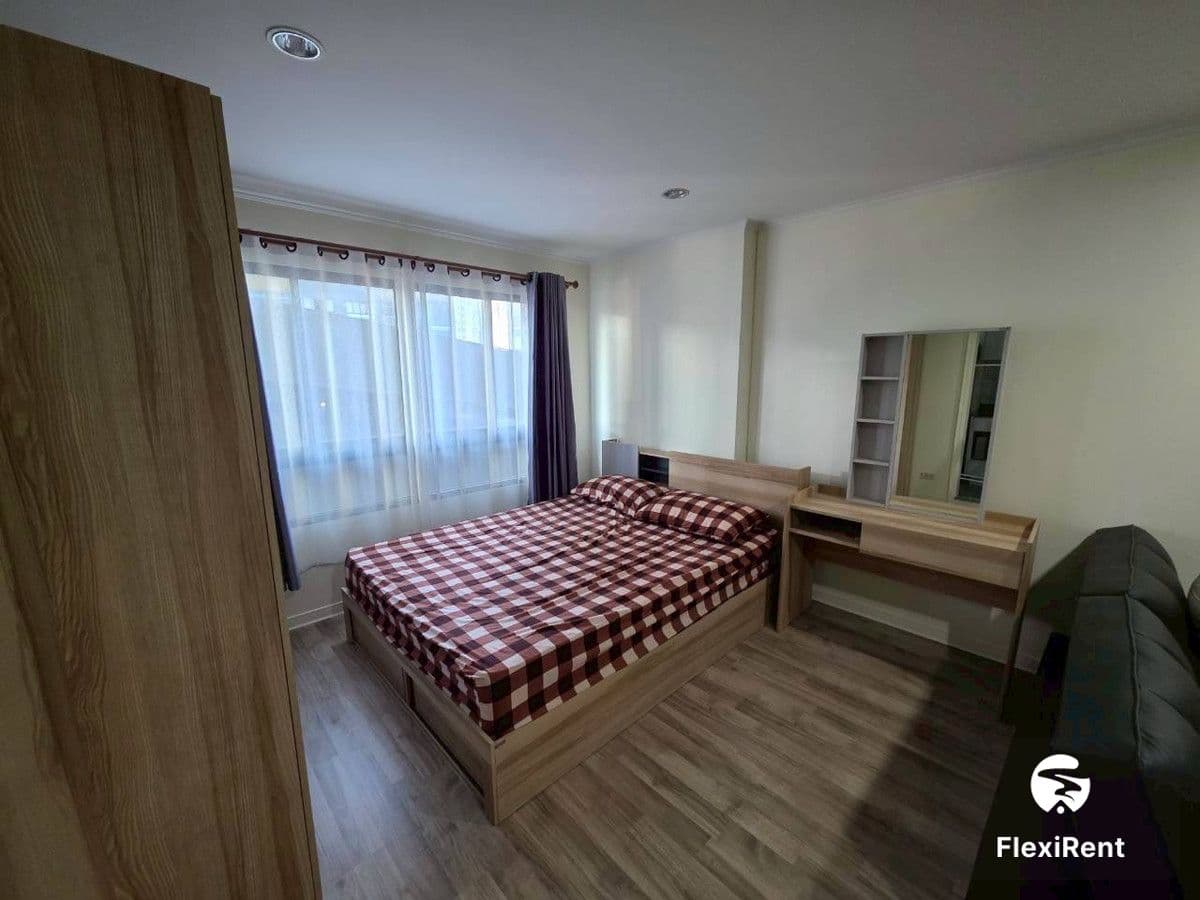 Lumpini Ville Sukhumvit 77 Image 2