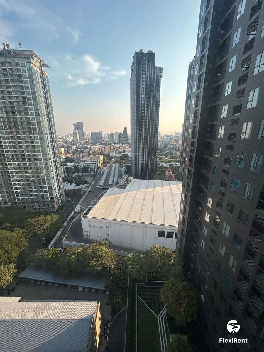 Life Phahon - Ladprao photo #7