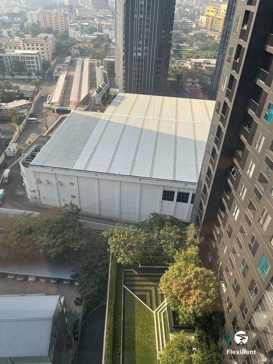 Life Phahon - Ladprao photo #8