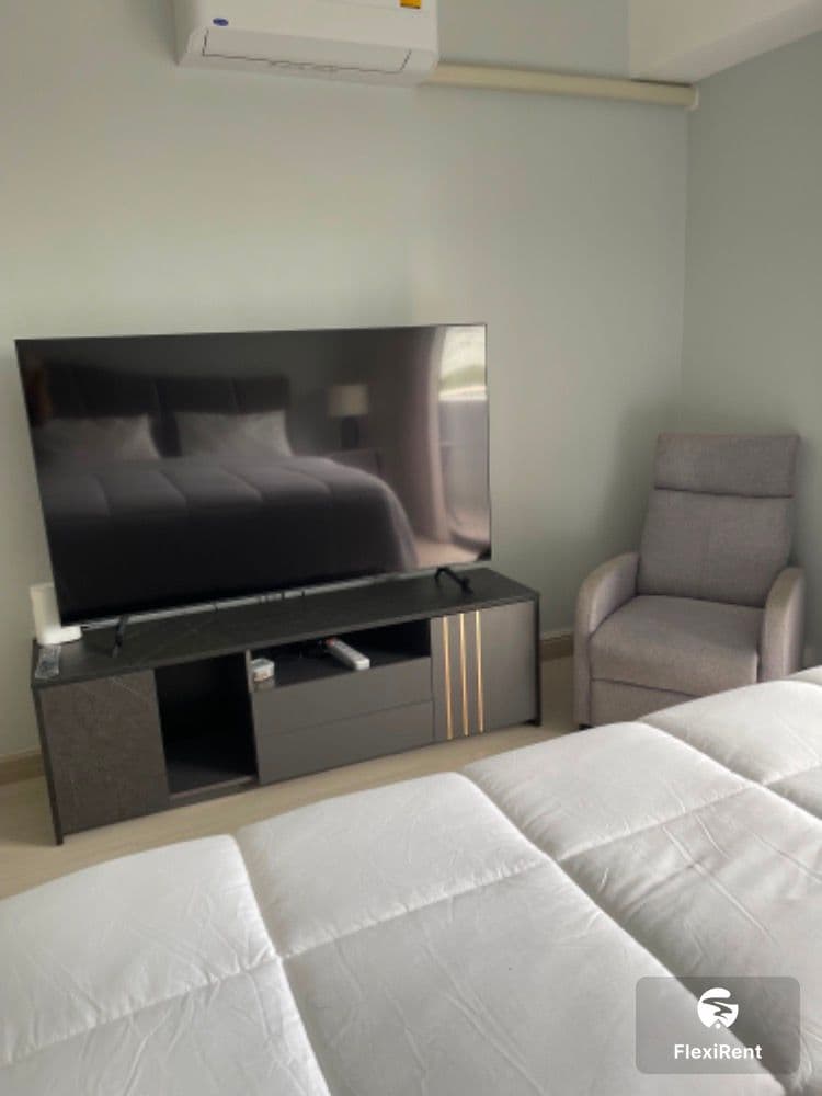 Sun Palace Condominium photo #9