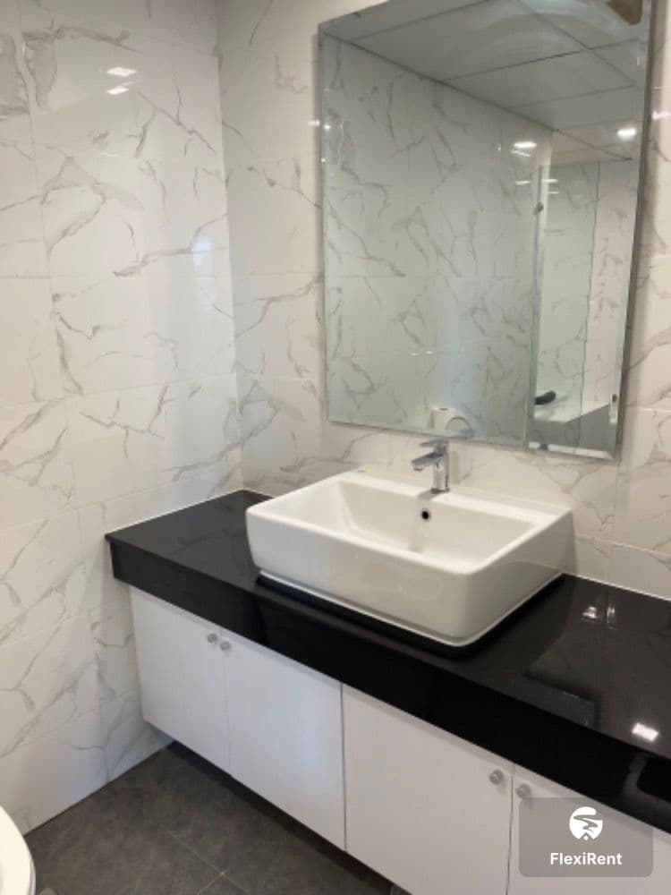 Sun Palace Condominium photo #14