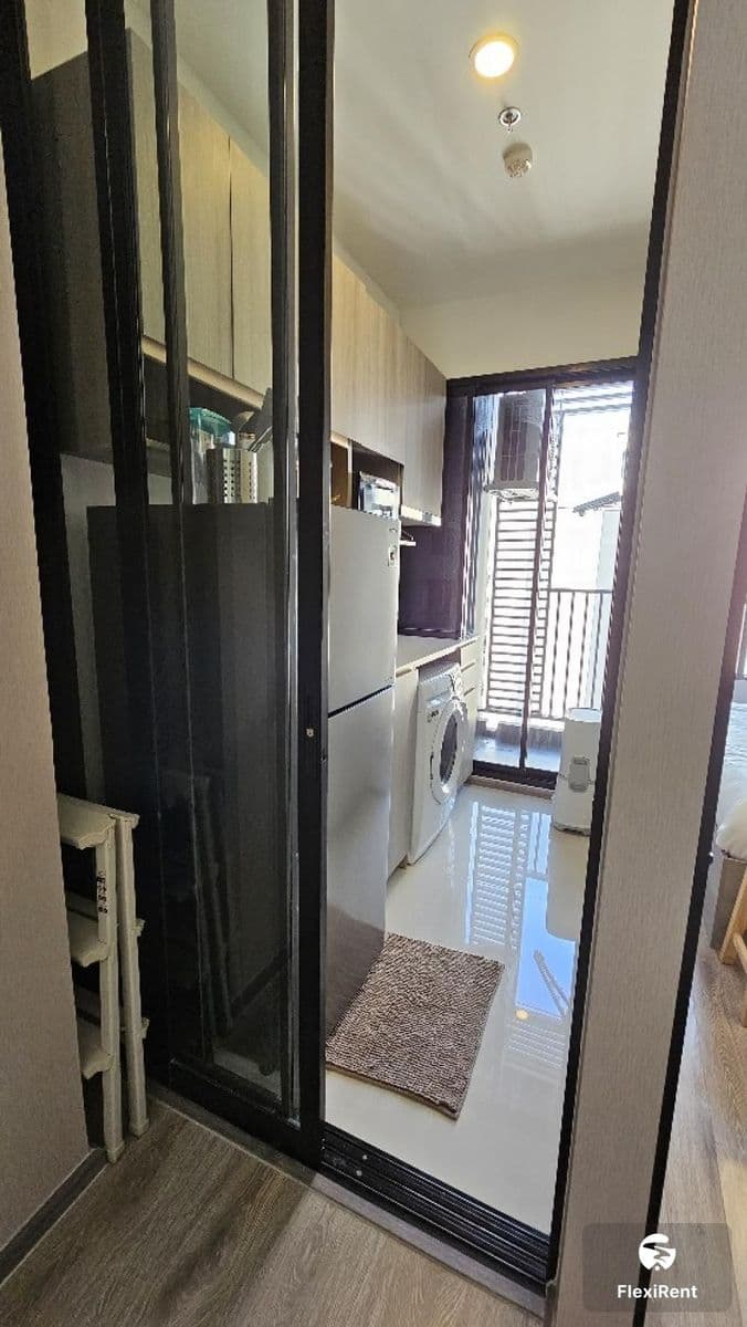 Knightsbridge Kaset Society photo #7