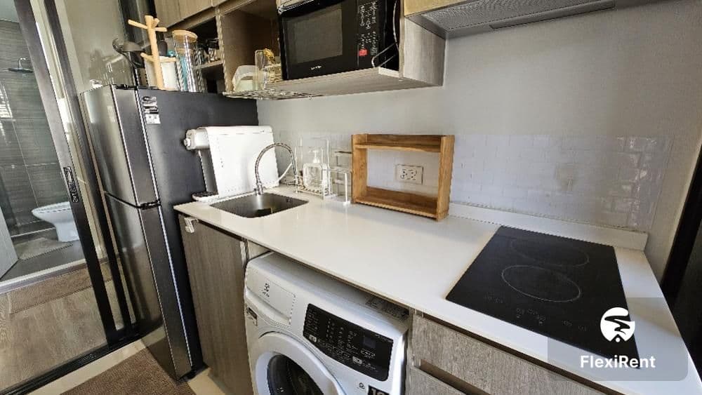 Knightsbridge Kaset Society photo #8