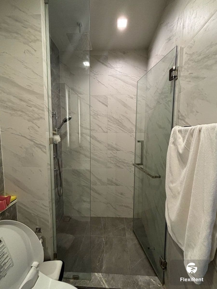 The Crest Park Residences Image 3