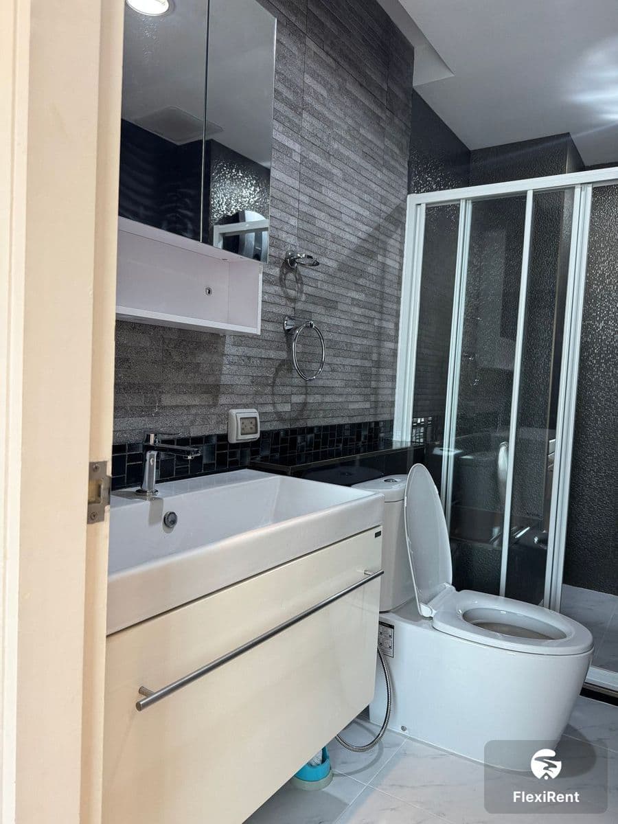 Life @ Ladprao 18 photo #17