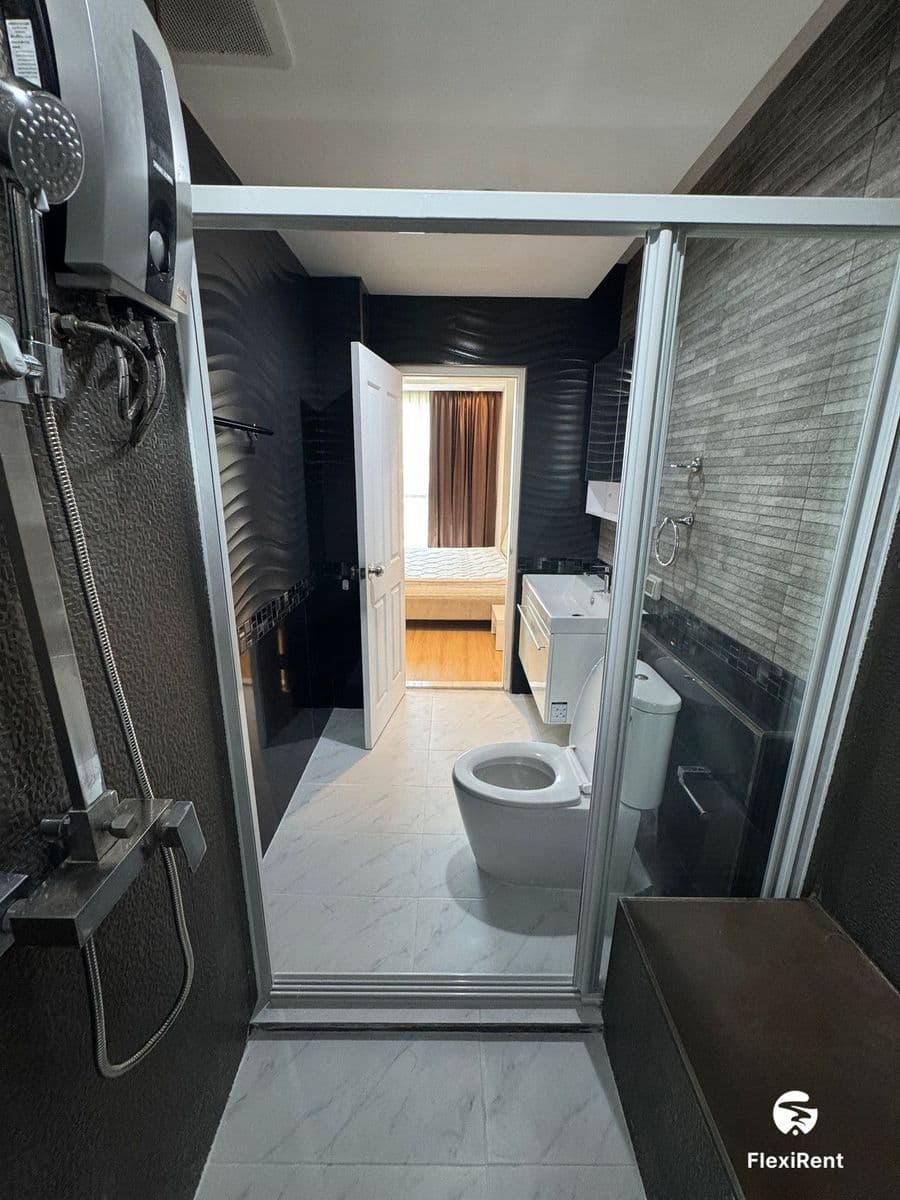 Life @ Ladprao 18 photo #18