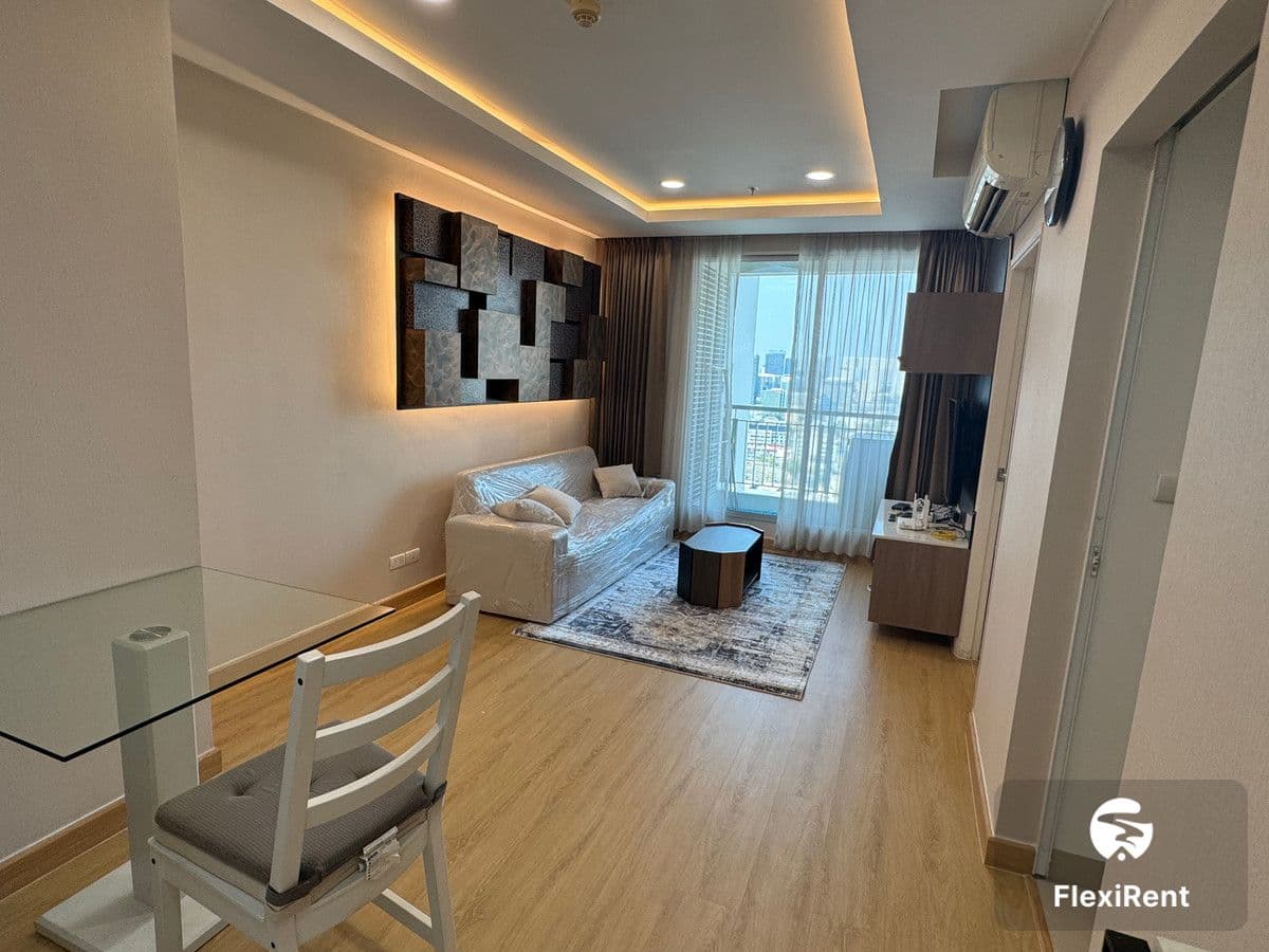 Life @ Ladprao 18 photo #21