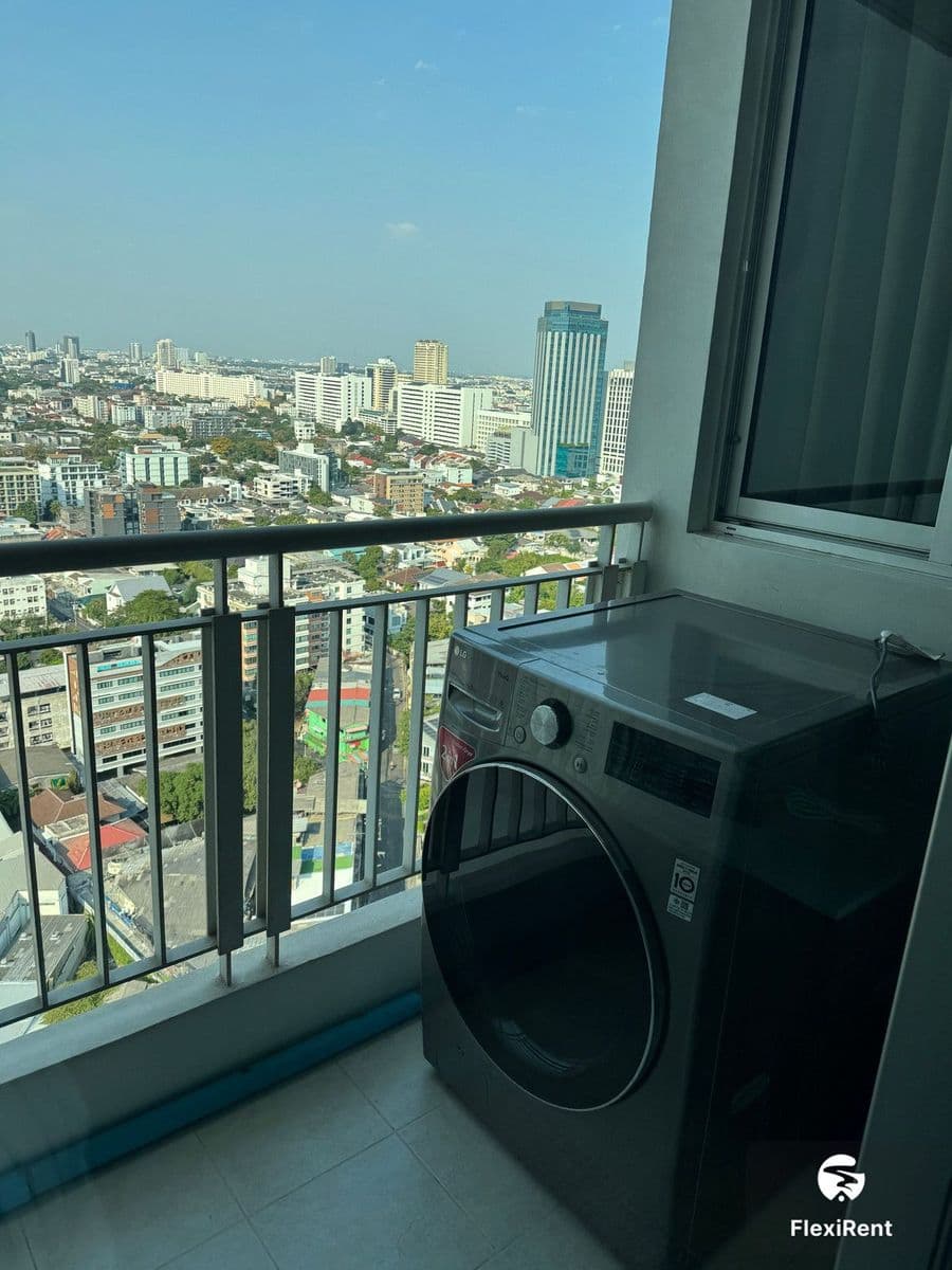 Life @ Ladprao 18 photo #22