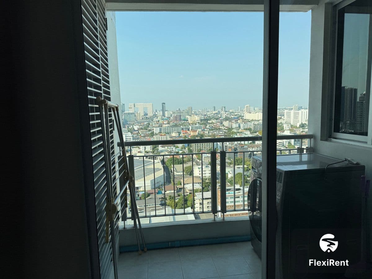 Life @ Ladprao 18 photo #23