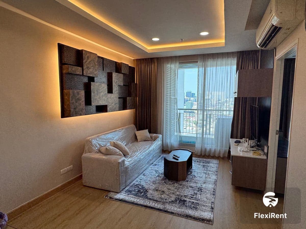 Life @ Ladprao 18 photo #24