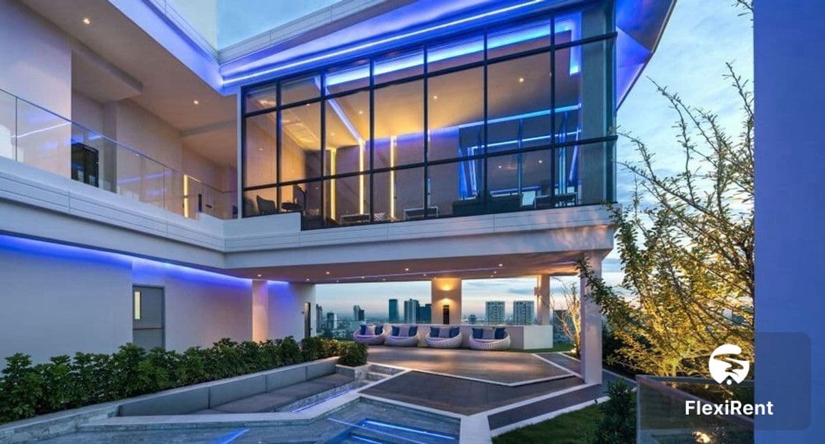 M Thonglor 10 Image 3