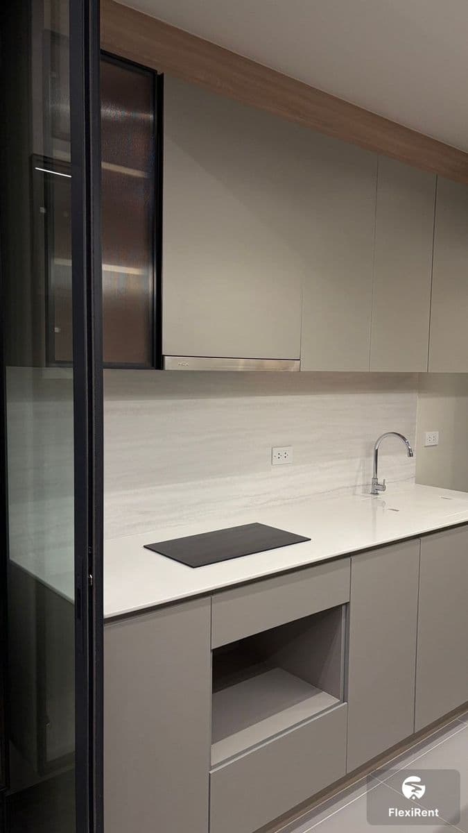 XT Phayathai photo #6