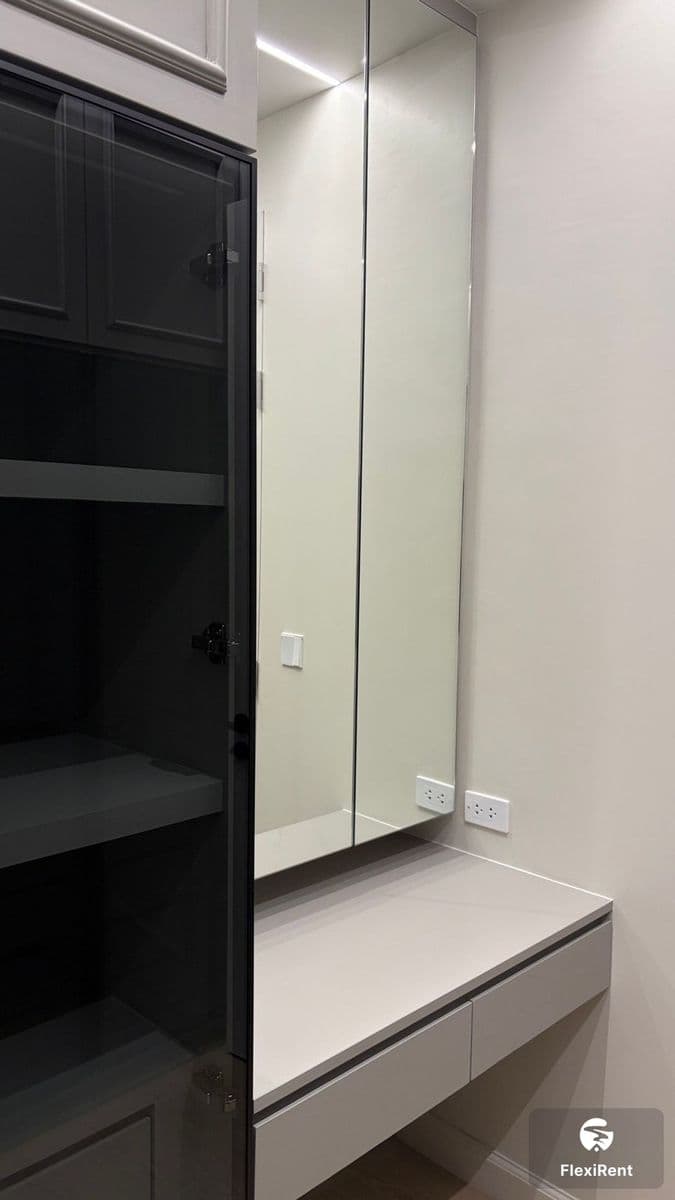 XT Phayathai photo #13