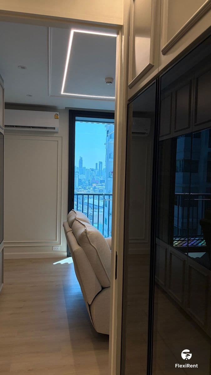 XT Phayathai photo #14