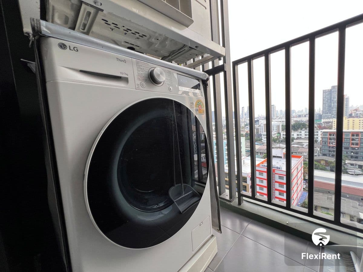 The Line Vibe photo #12