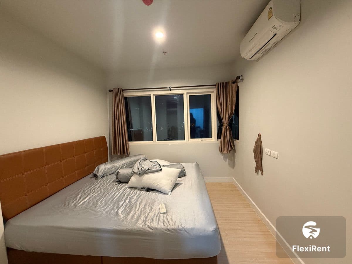 Metro Sky Wutthakat photo #7