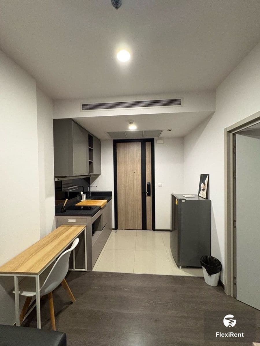 Oka Haus Sukhumvit 36 Image 2