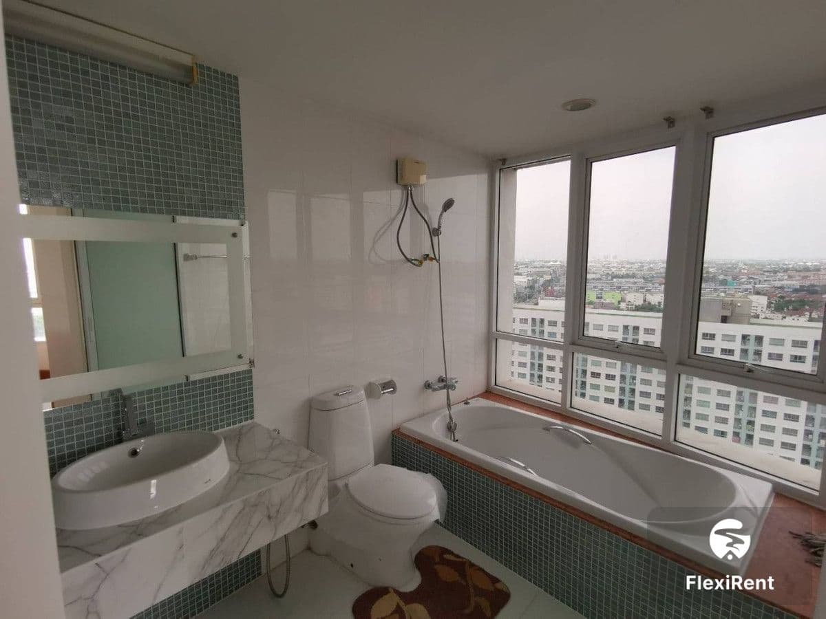 Bangkok Horizon Ramkhamhaeng Image 5