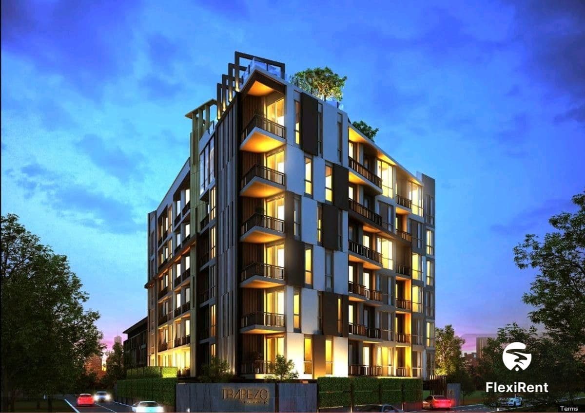 Trapezo Sukhumvit 16 Image 4