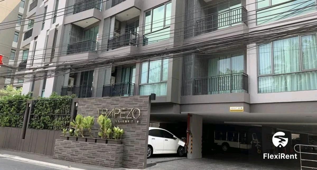 Trapezo Sukhumvit 16 Image 5