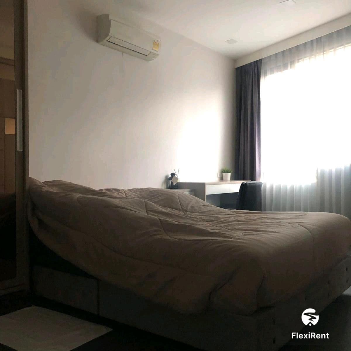 Trapezo Sukhumvit 16 Image 2