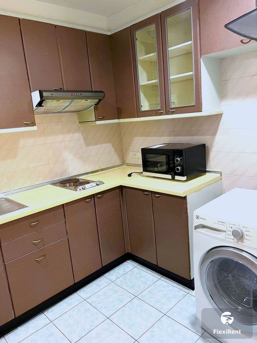 วิทยุ คอมเพล็กซ์ (Wittayu Complex) รูปที่ 2