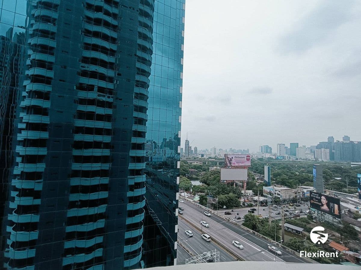 วิทยุ คอมเพล็กซ์ (Wittayu Complex) รูปที่ 8