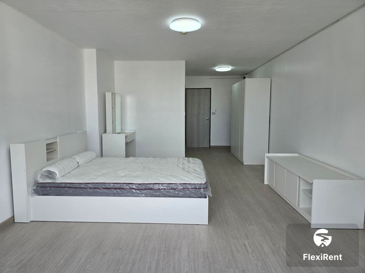 Benjasri Vibhavadi Image 1