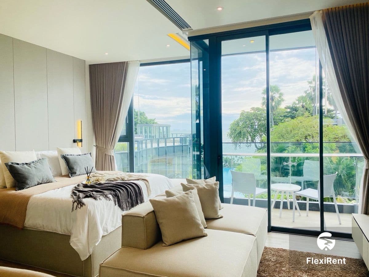 อารมณ์ วงศ์อมาตย์ (AROM WONGAMAT) รูปที่ 6