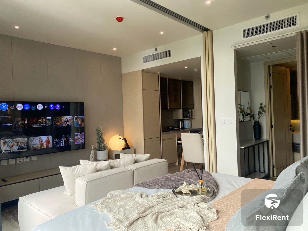 อารมณ์ วงศ์อมาตย์ (AROM WONGAMAT) รูปที่ 10