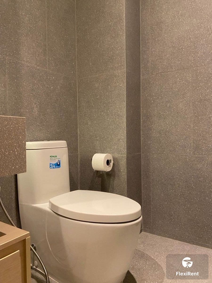 อารมณ์ วงศ์อมาตย์ (AROM WONGAMAT) รูปที่ 24