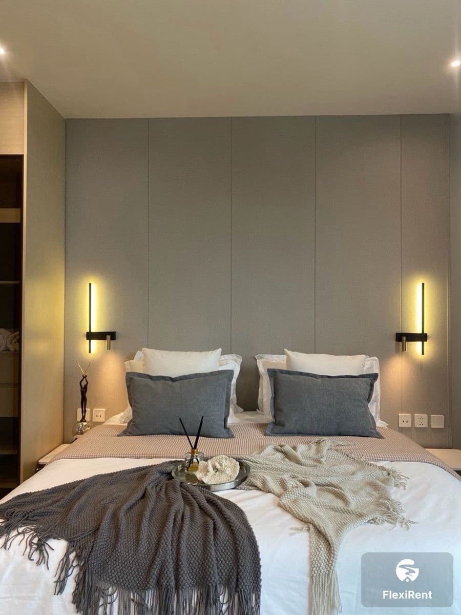 อารมณ์ วงศ์อมาตย์ (AROM WONGAMAT) รูปที่ 30