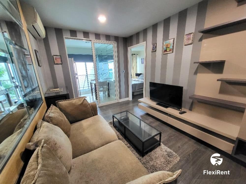 The Crest Sukhumvit 49 Image 3