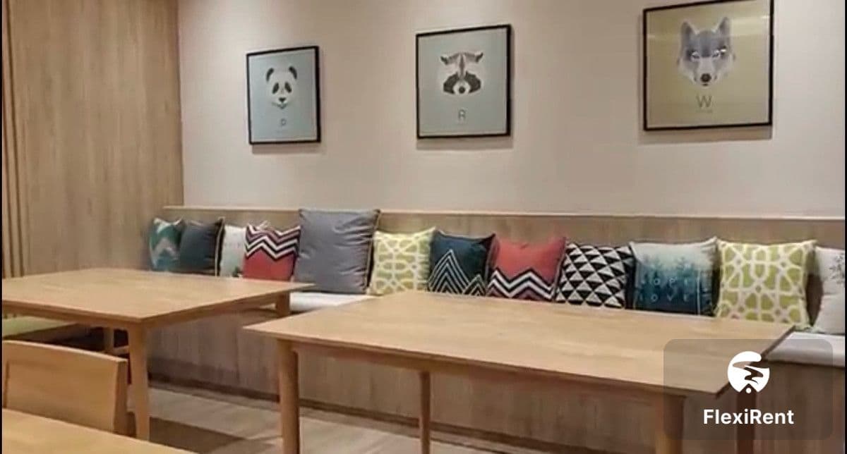 KnightsBridge The Ocean Sriracha photo #14