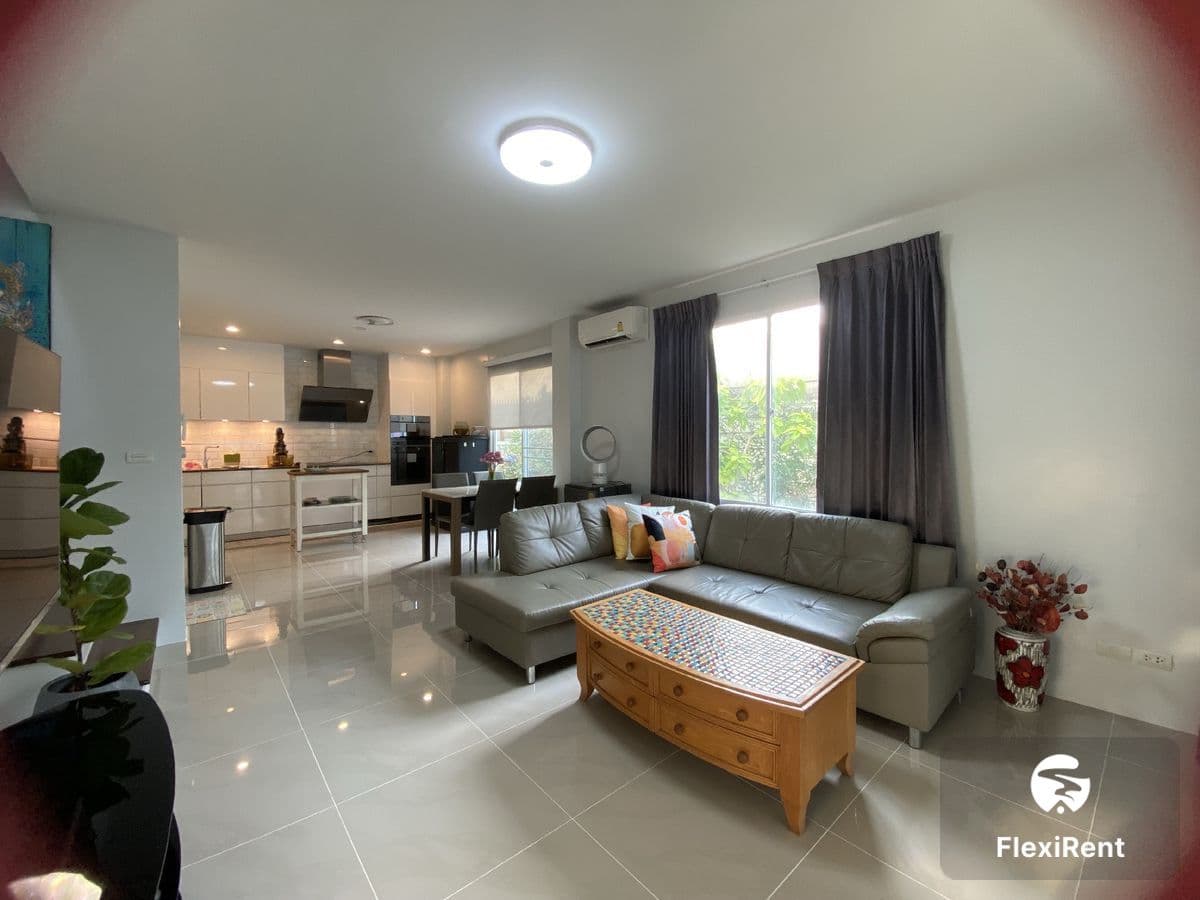 ทาวน์ อเวนิว พระราม 9 (Town Avenue Rama 9) รูปที่ 4