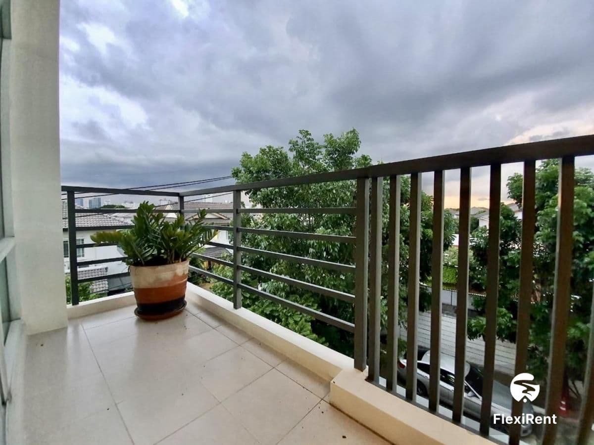 ทาวน์ อเวนิว พระราม 9 (Town Avenue Rama 9) รูปที่ 17