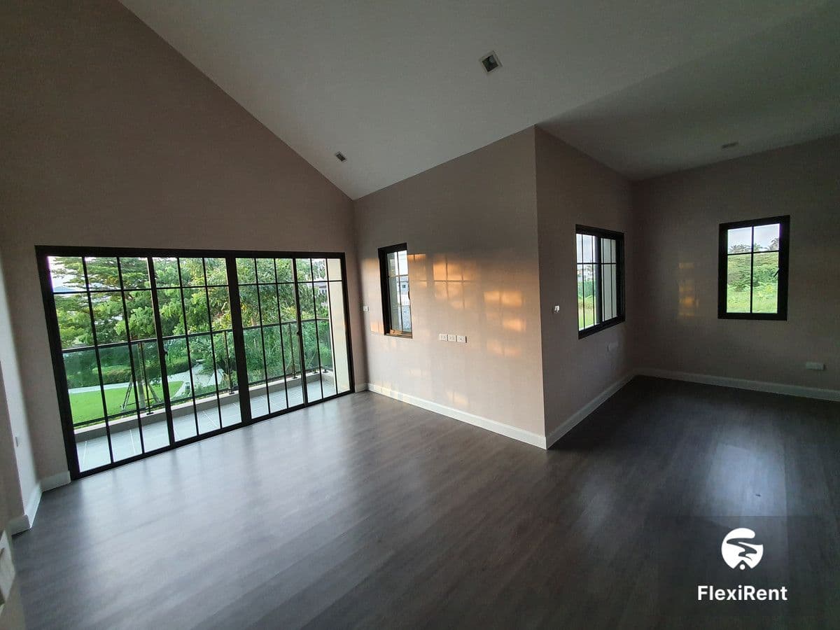 บางกอก บูเลอวาร์ด สาทร - ปิ่นเกล้า 2 (Bangkok Boulevard Sathorn - Pinklao 2) รูปที่ 21