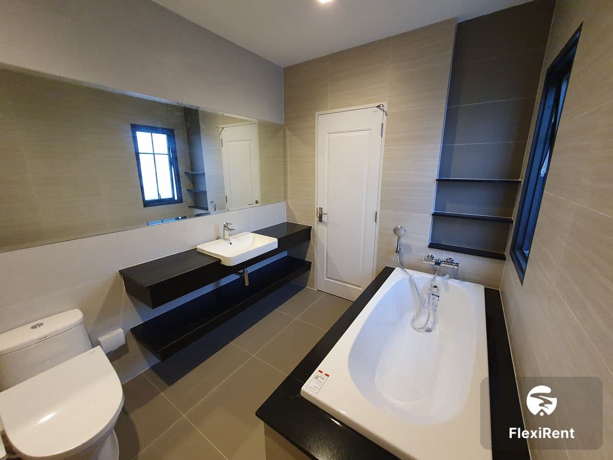 บางกอก บูเลอวาร์ด สาทร - ปิ่นเกล้า 2 (Bangkok Boulevard Sathorn - Pinklao 2) รูปที่ 24
