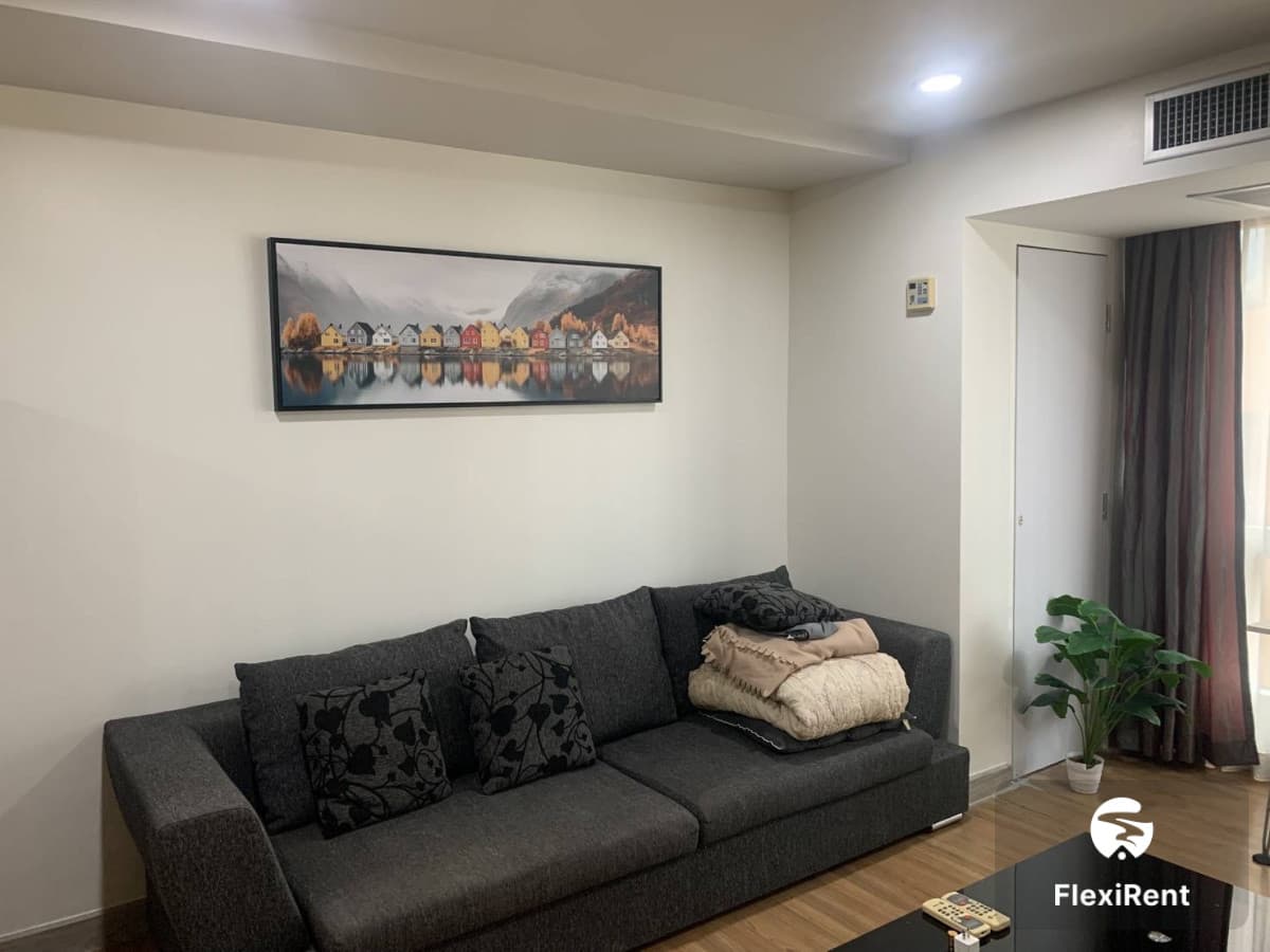 The TRENDY Condominium Image 4