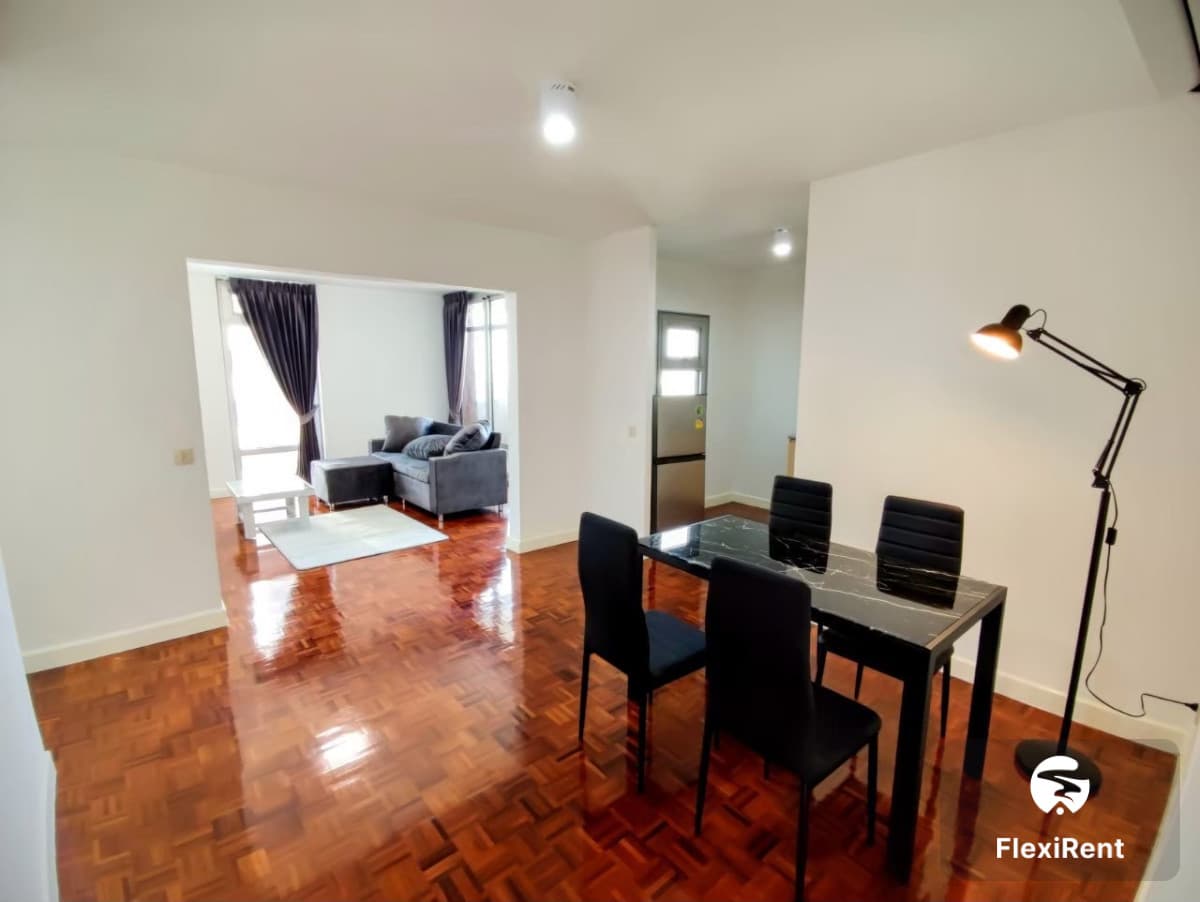 Riviera Up Condominium Image 5