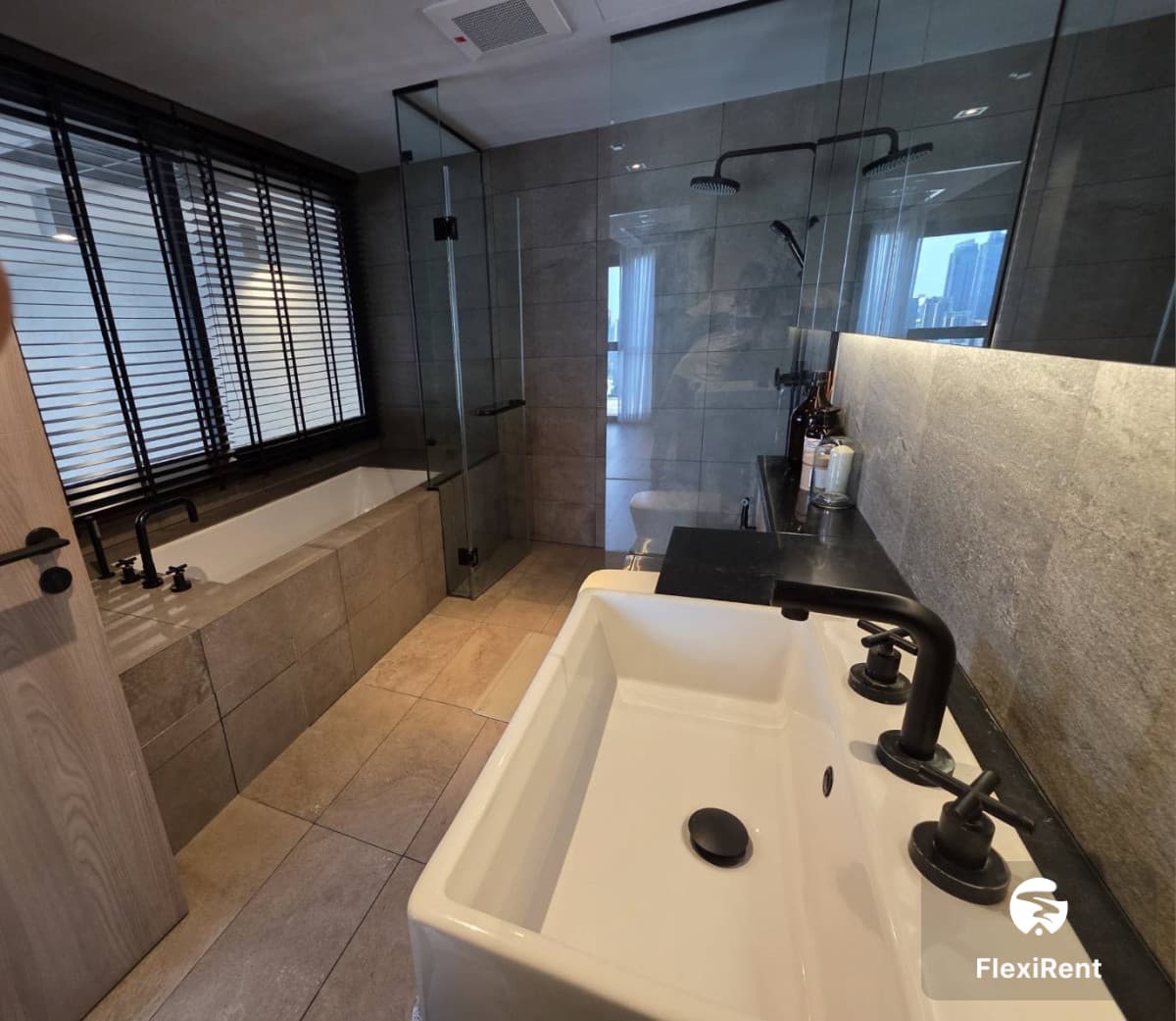 The Lofts Asoke photo #8