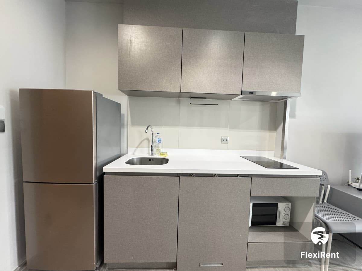 Life Asoke - Rama 9 Image 5